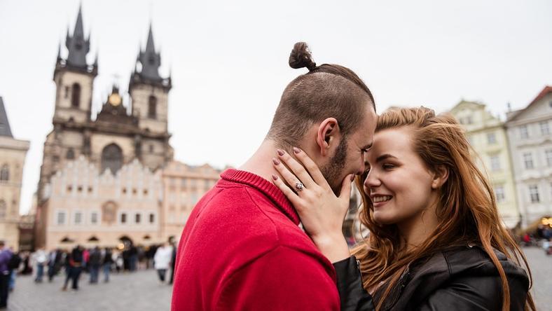 布拉格正变成一座金矿,可以挣很多钱但不适合人居住